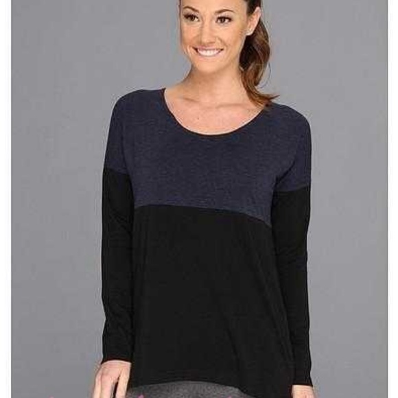 ALO Yoga Tops - ALO Yoga Aura Colorblock High/Low Long Sleeve Top